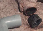 Як з'єднати чавунну трубу з пластиковою – оновлення системи каналізації за перевіреним методом